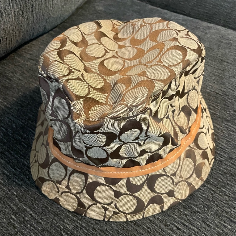Coach bucket hat